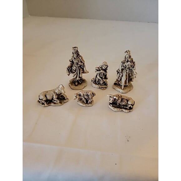 Vintage Chalk ? Nativity Scene, 6 Pieces Miniature 3" To 1" Height - Picture 1 of 16